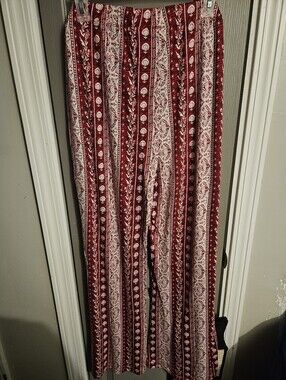 BRAND NEW ** Women's Red Patterned Wide-Leg Pants